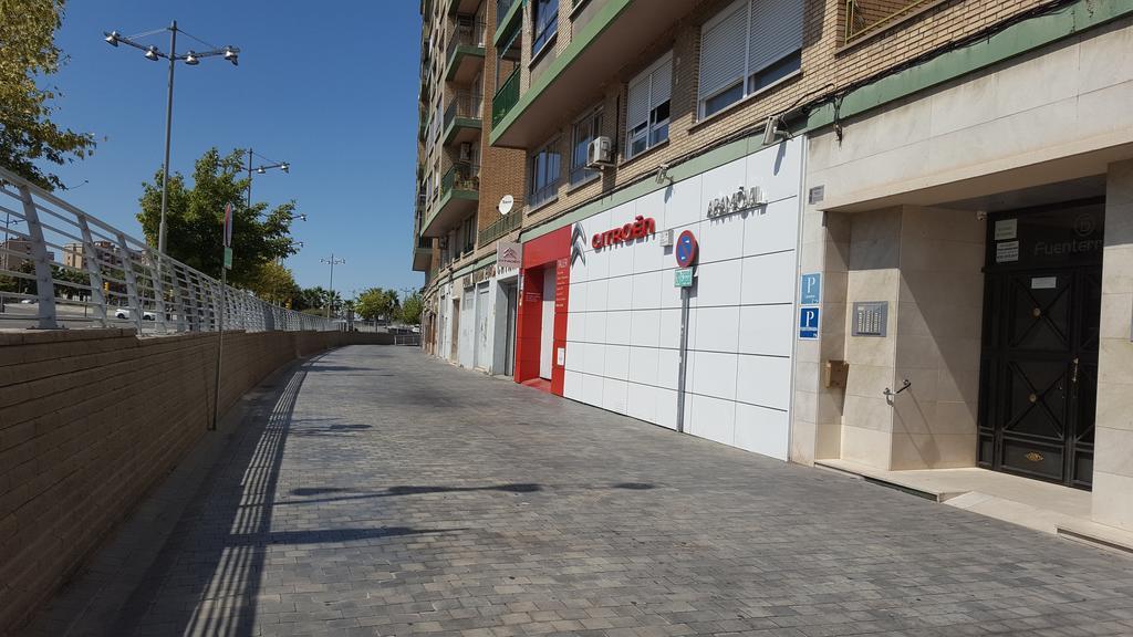 Pensión Fuenterrabía Saragoça Exterior foto